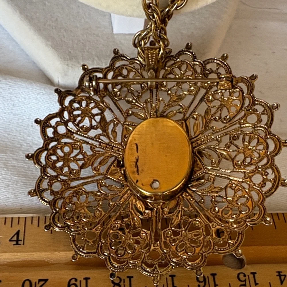 Source Unknown Gold Filigree Necklace with Orange Gem - Picture 4 of 6